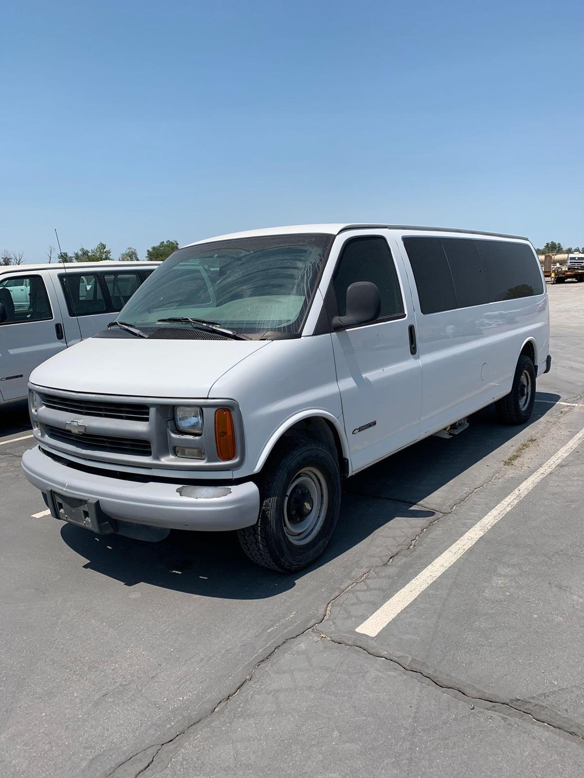 1997 CHEV 3500 VAN