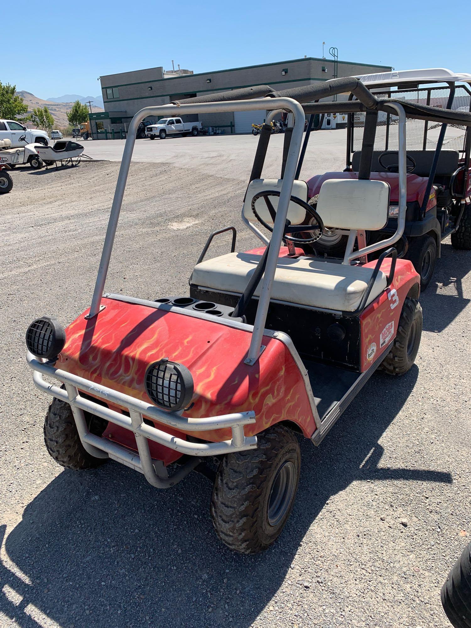 CLUB CAR GOLF CART