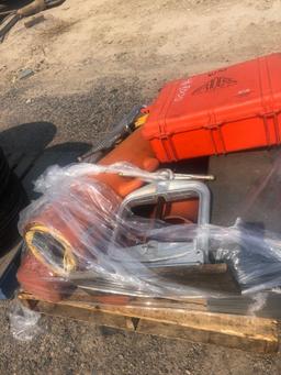 PORTABLE SAWS/ AIR MANIFOLD AND DUCT CARRIER