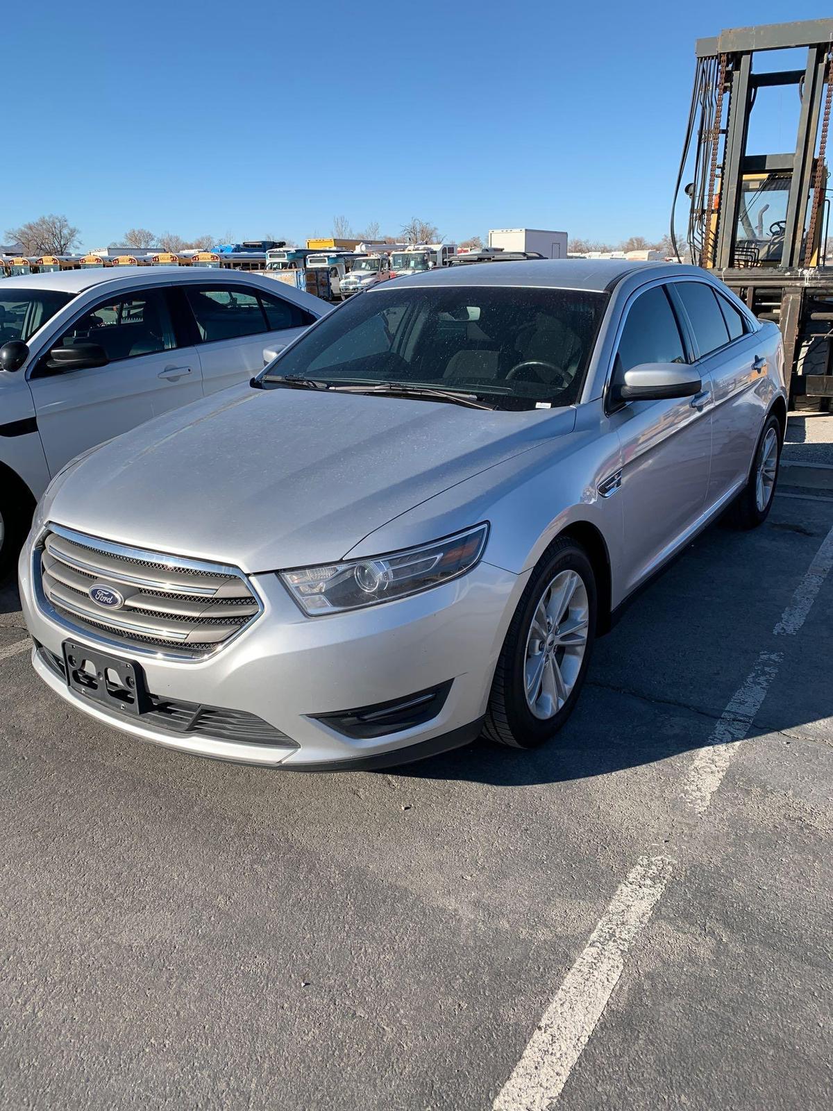 2015 FORD TAURUS SEL