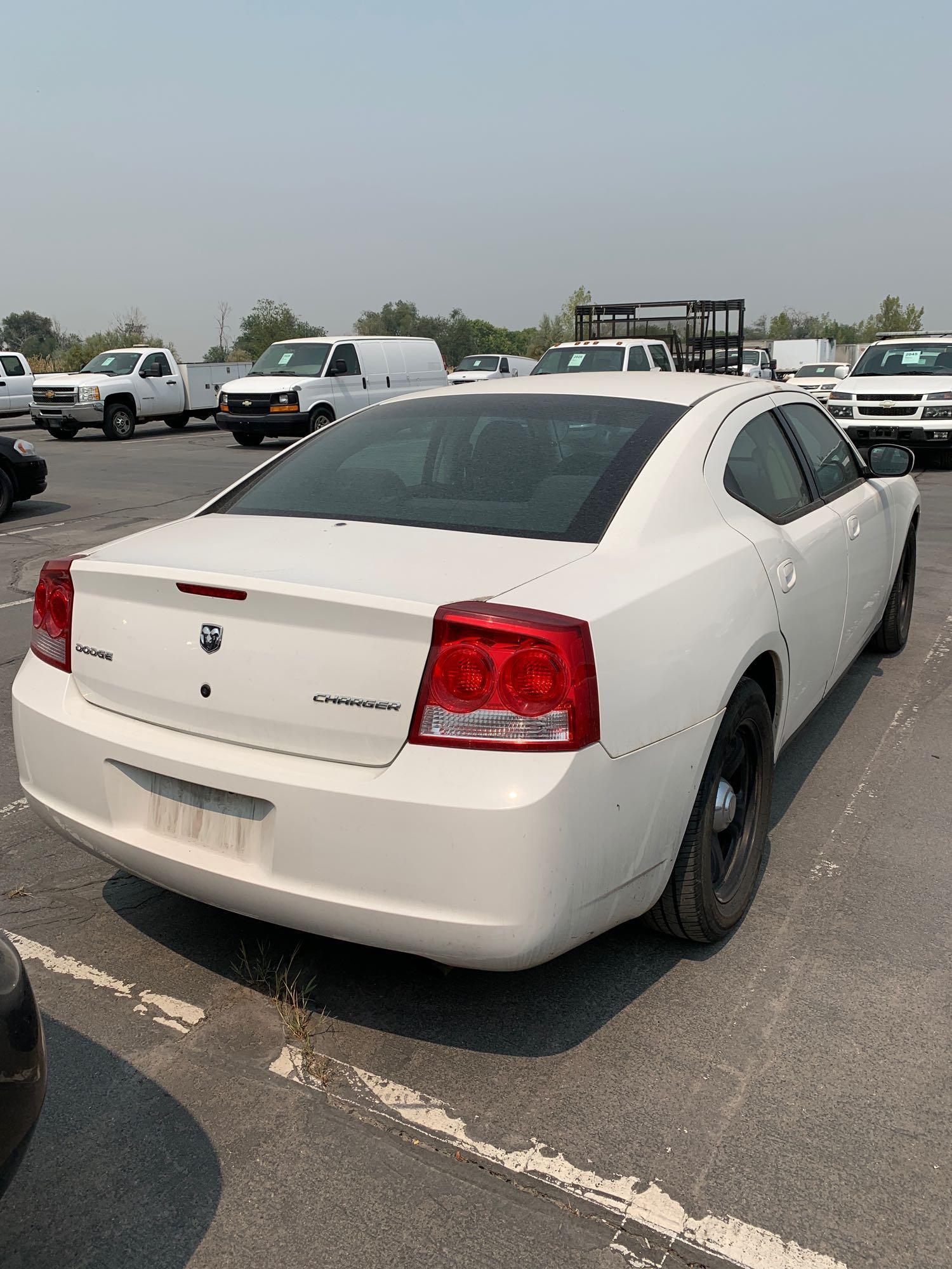 2010 DODGE CHARGER