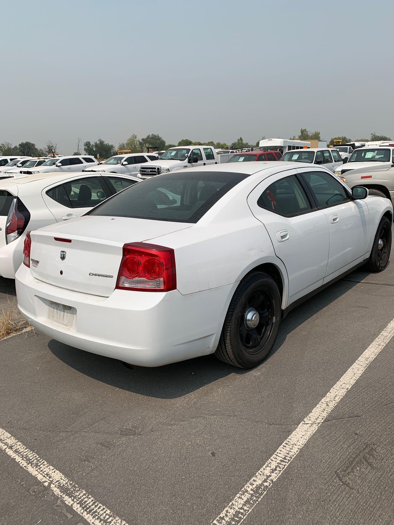 2010 DODGE CHARGER