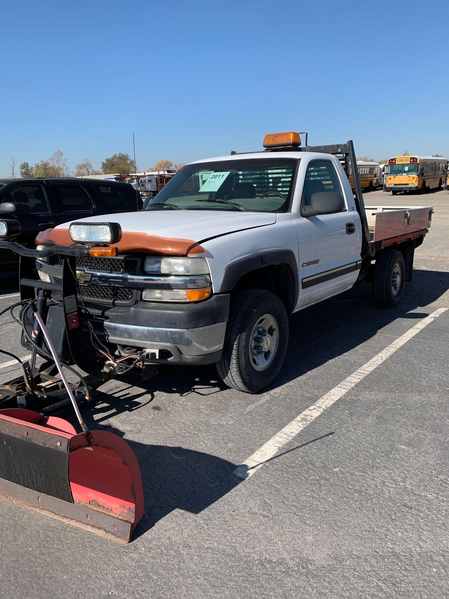 2001 CHEV 2500HD FLATBED