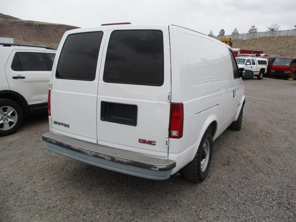 2002 GMC SAFARI CARGO VAN