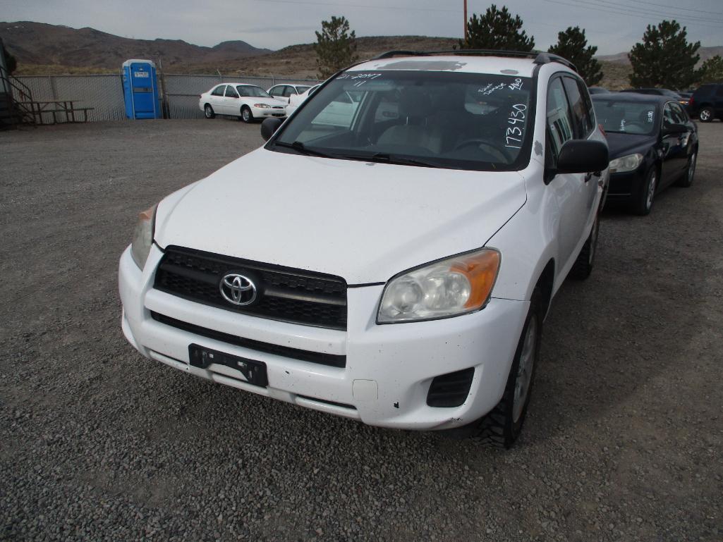 2011 TOYOTA RAV 4