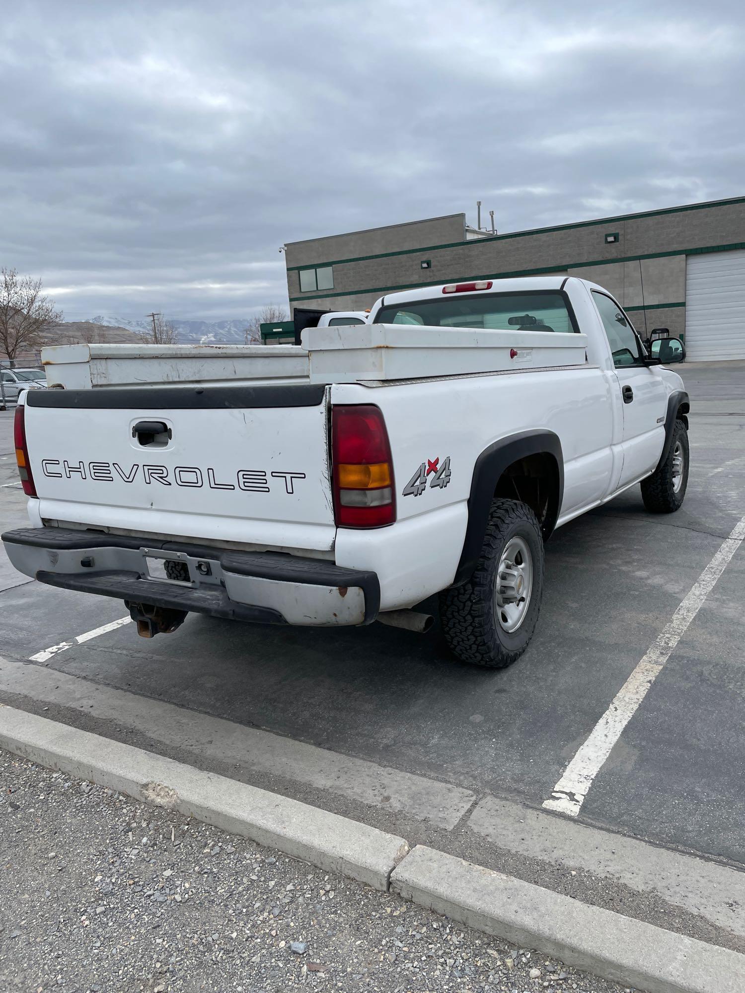 2000 CHEV 2500 4X4