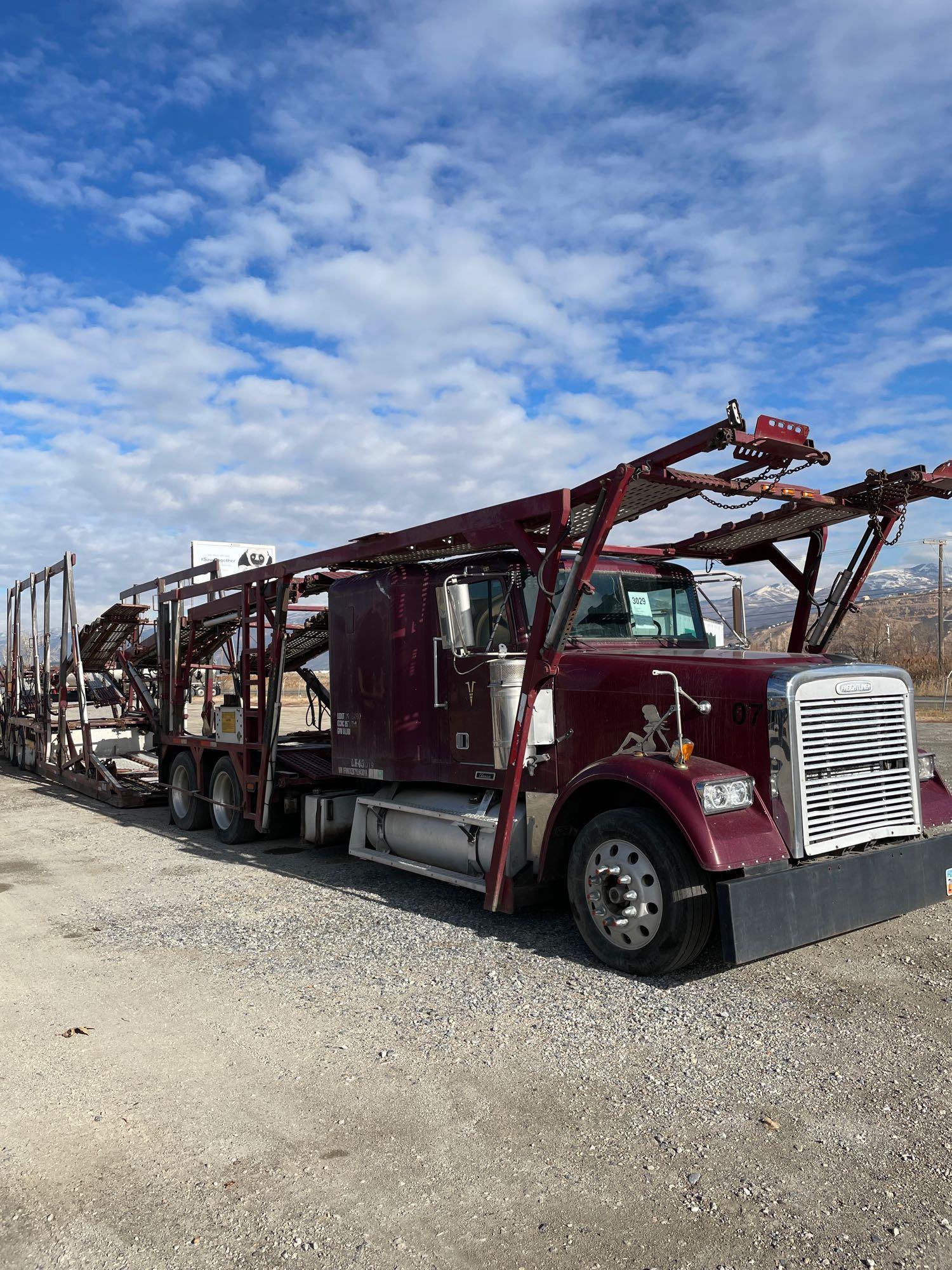 2000 FREIGHTLINER CAR HAULER