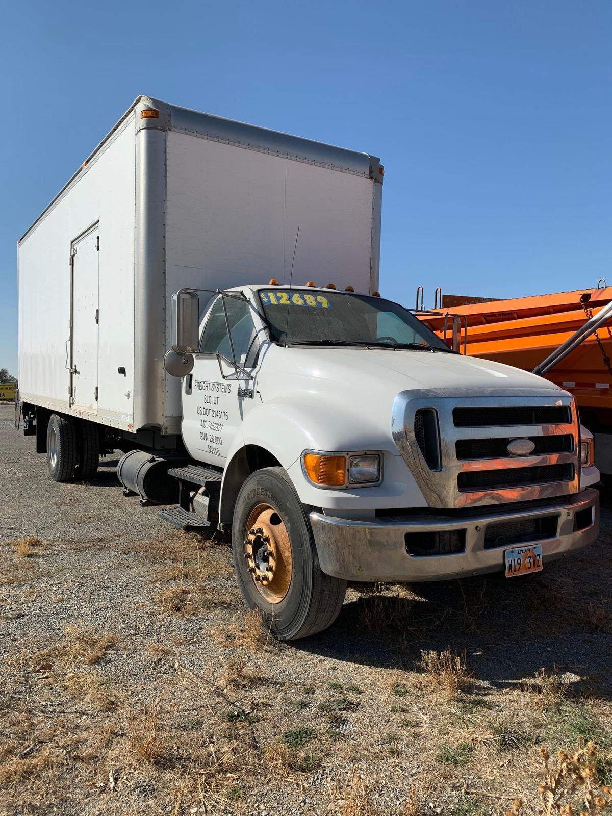 2008 FORD F650 24' BOX TRUCK