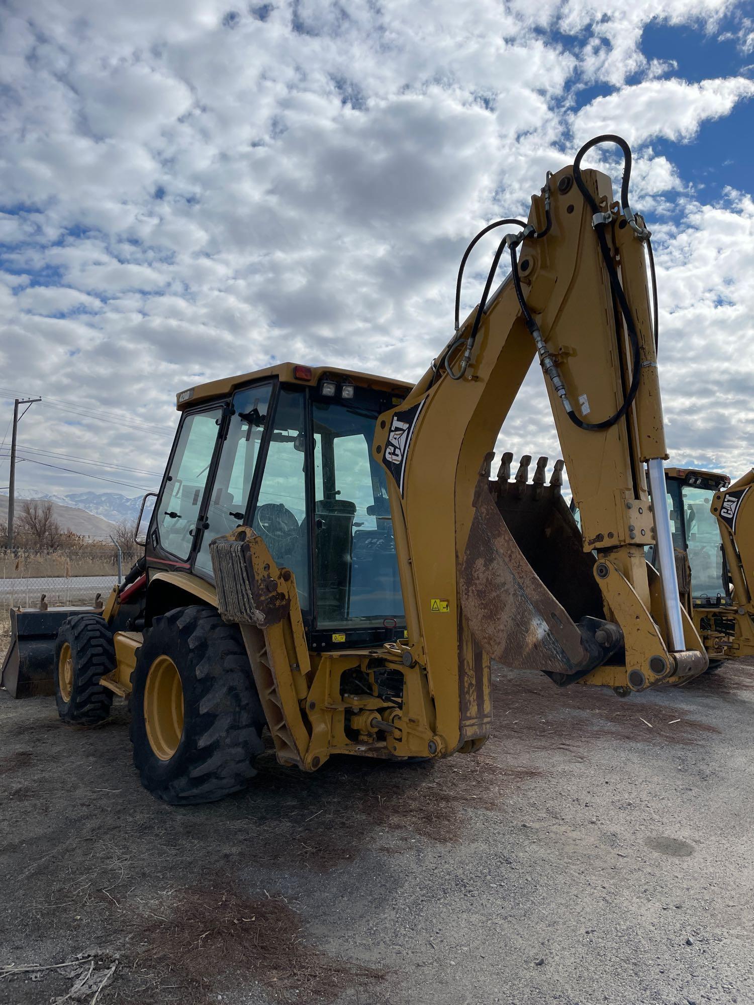 2006 CAT 420D IT