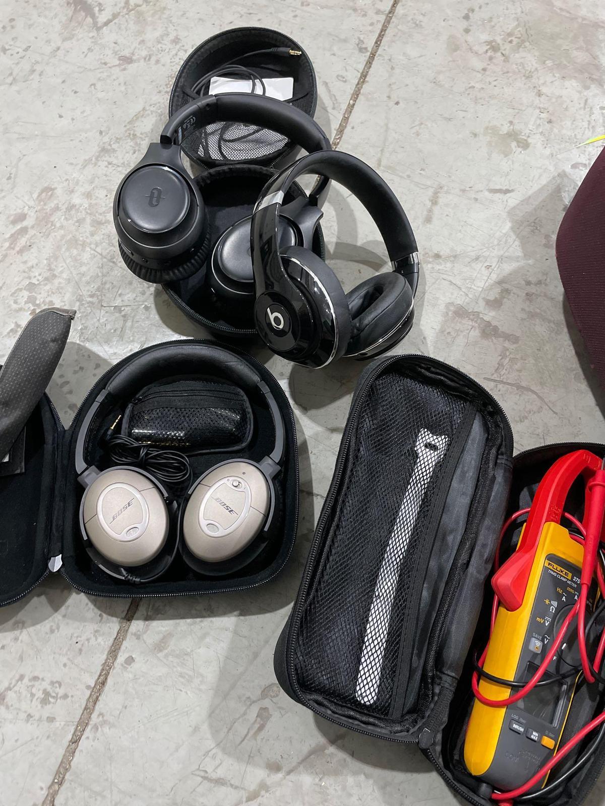 BAG W/ ELECTRONICS - BEATS AND BOSE