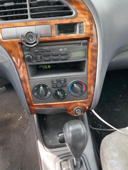 2002 HYUNDAI ELANTRA