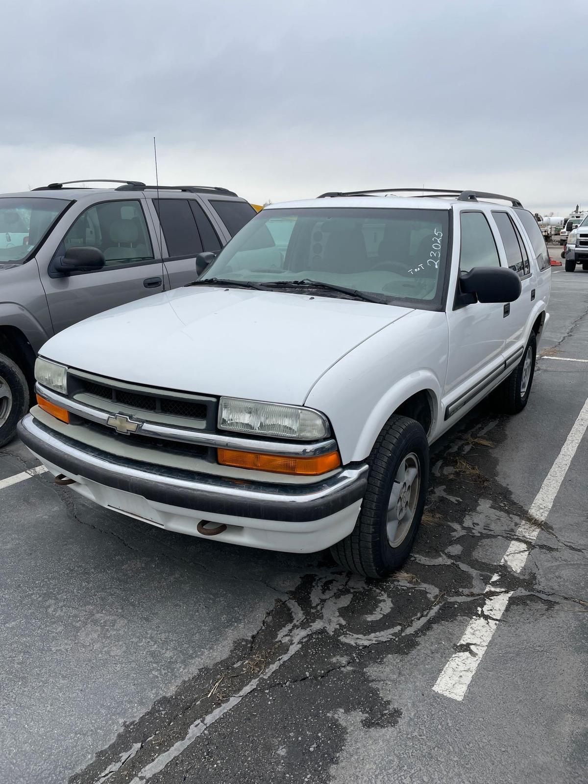 2001 CHEV BLAZER 4X4