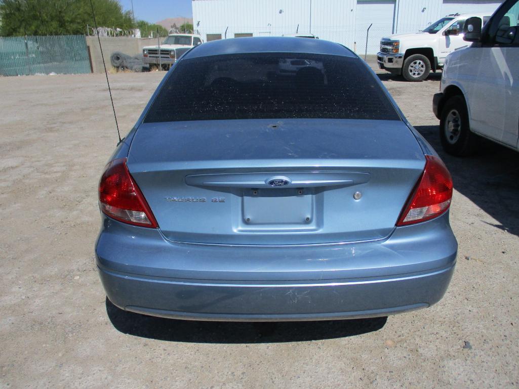 2006 FORD TAURUS SE