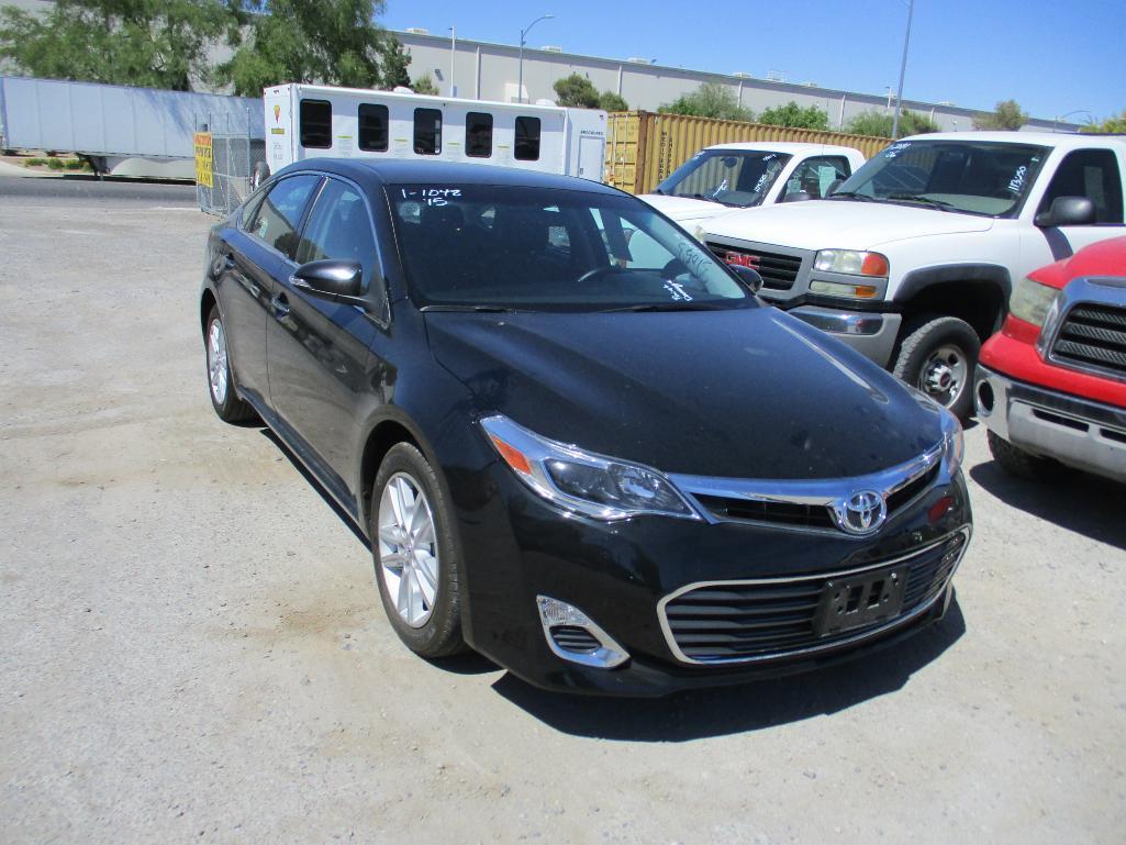 2015 TOYOTA AVALON XLE