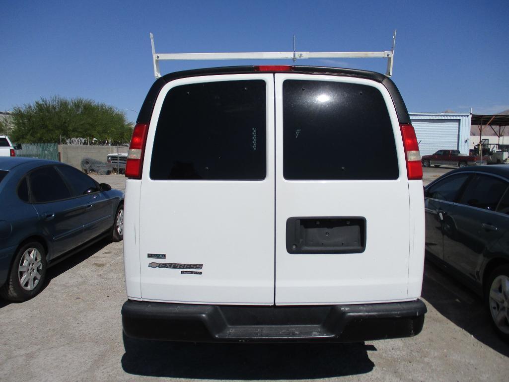 2011 CHEV EXPRESS CARGO VAN