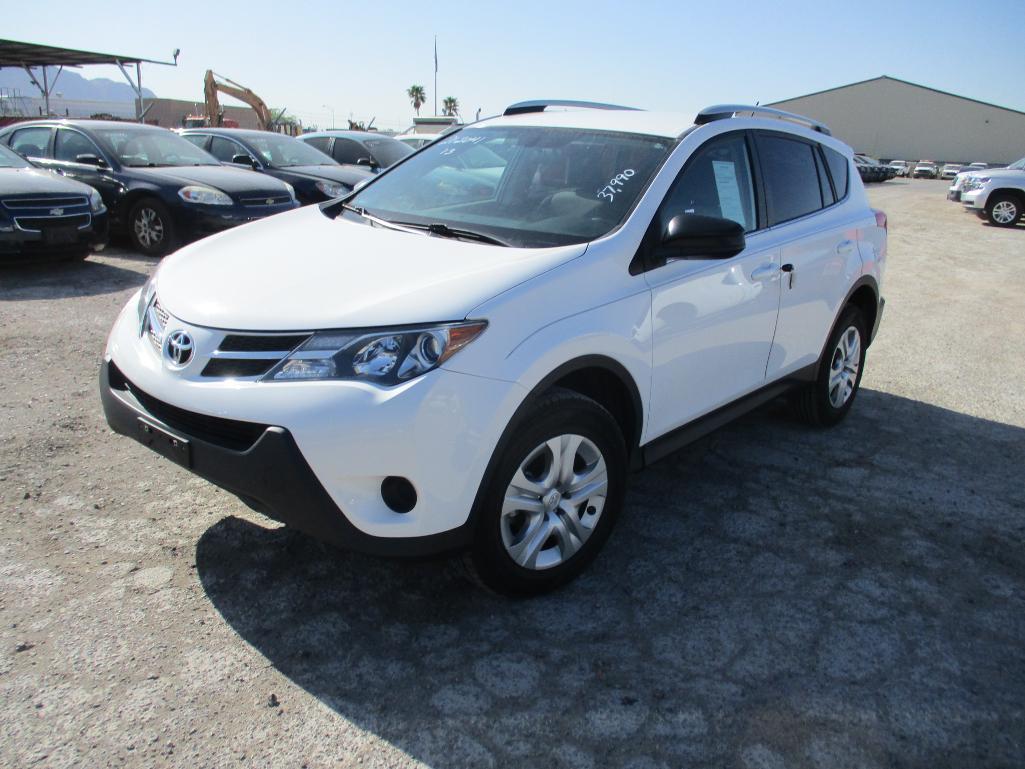 2013 TOYOTA RAV4 LE