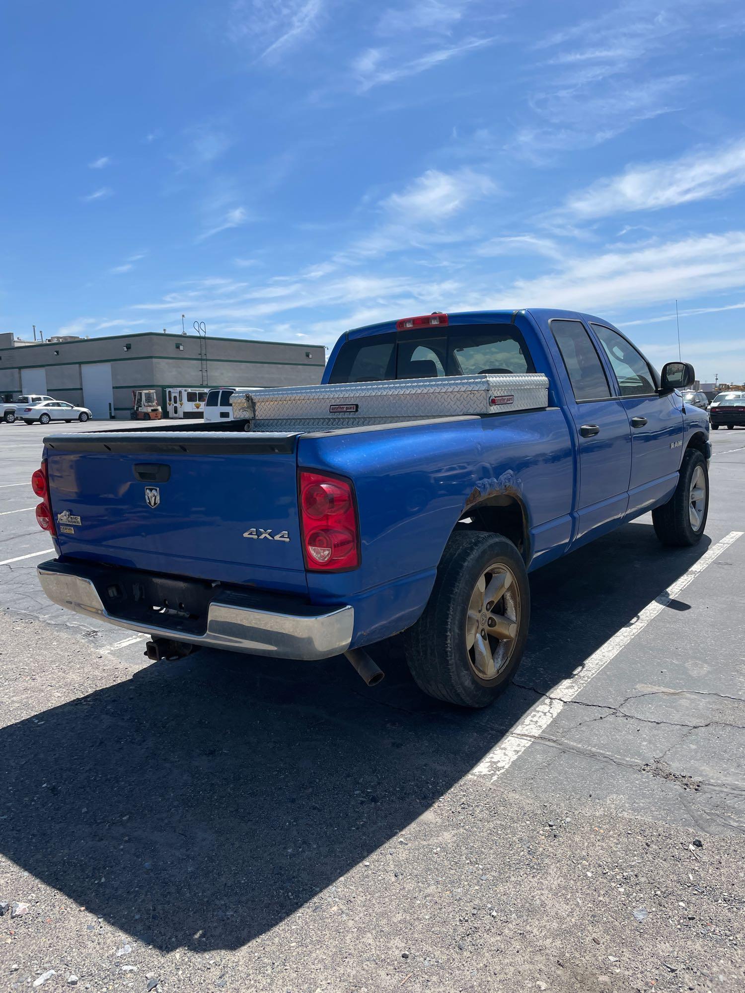 2008 DODGE 1500 4X4