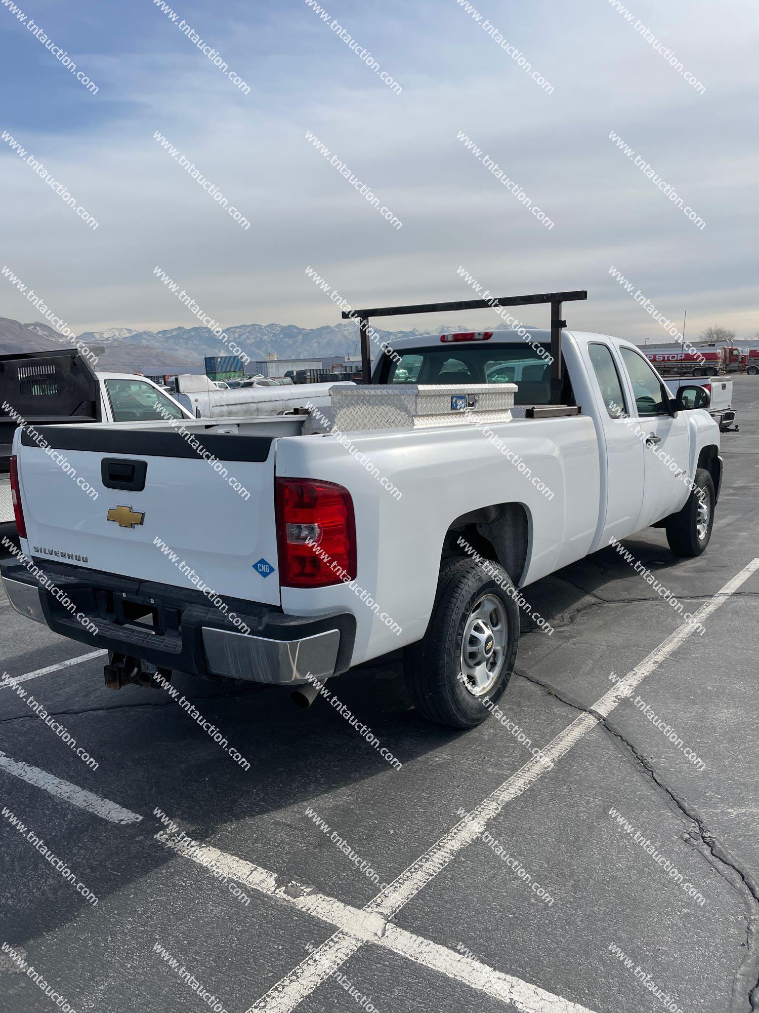 2011 CHEV 2500HD 2WD