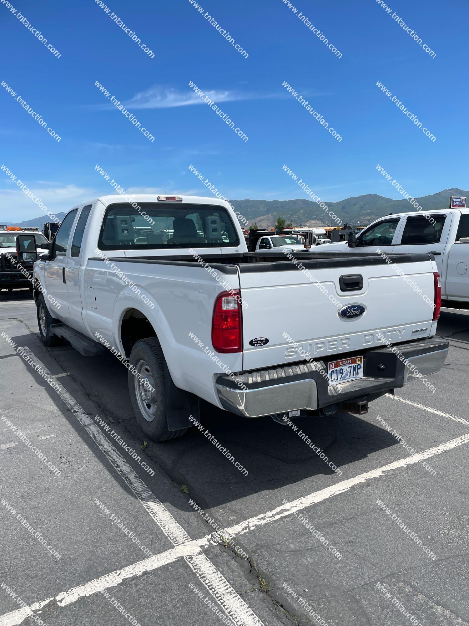 2015 FORD F250 4X4