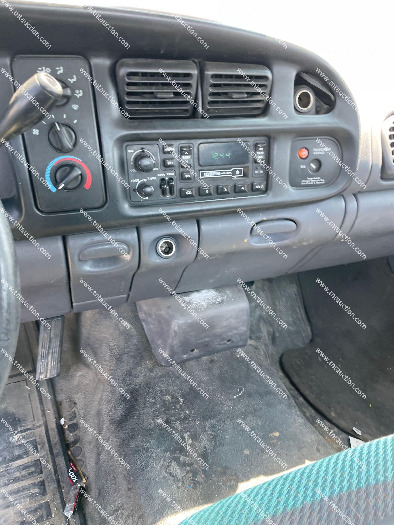 1998 DODGE 2500 UTILITY