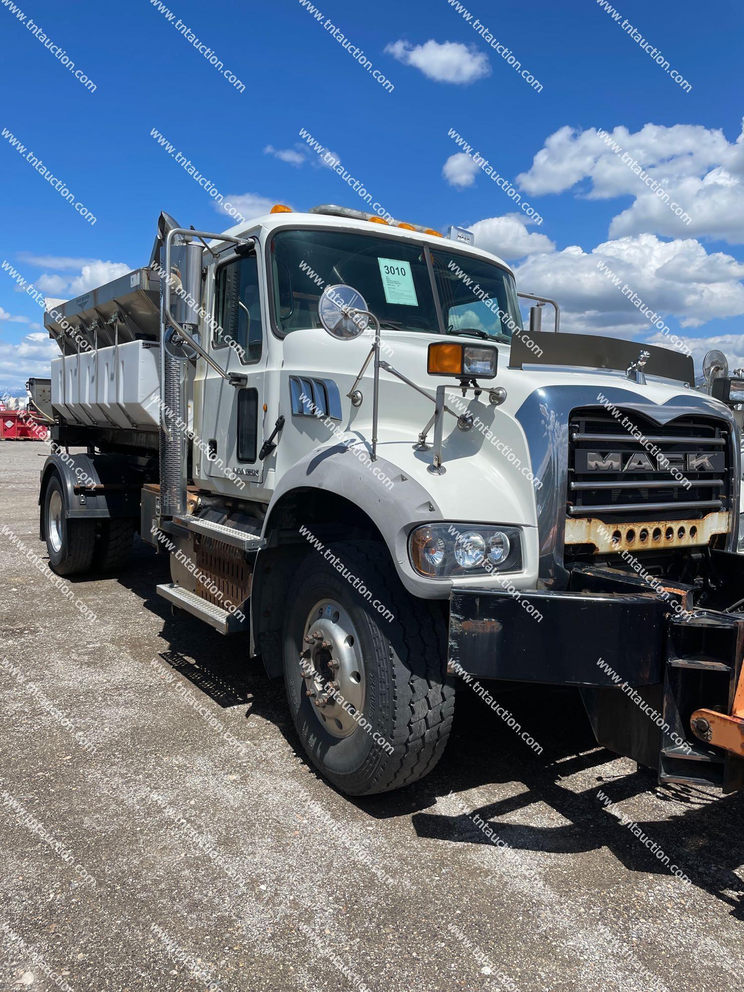 2013 MACK GRANITE HOOK TK