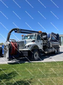 2012 INTL 2100 VACTOR