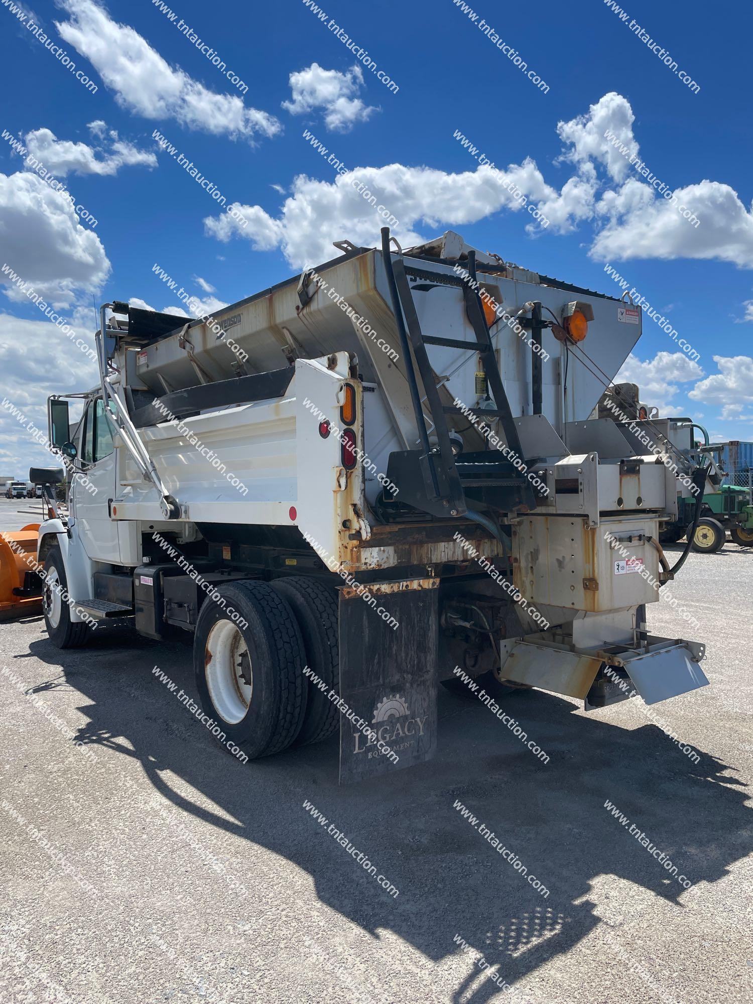 1997 FREIGHTLINER FL70 DUMP