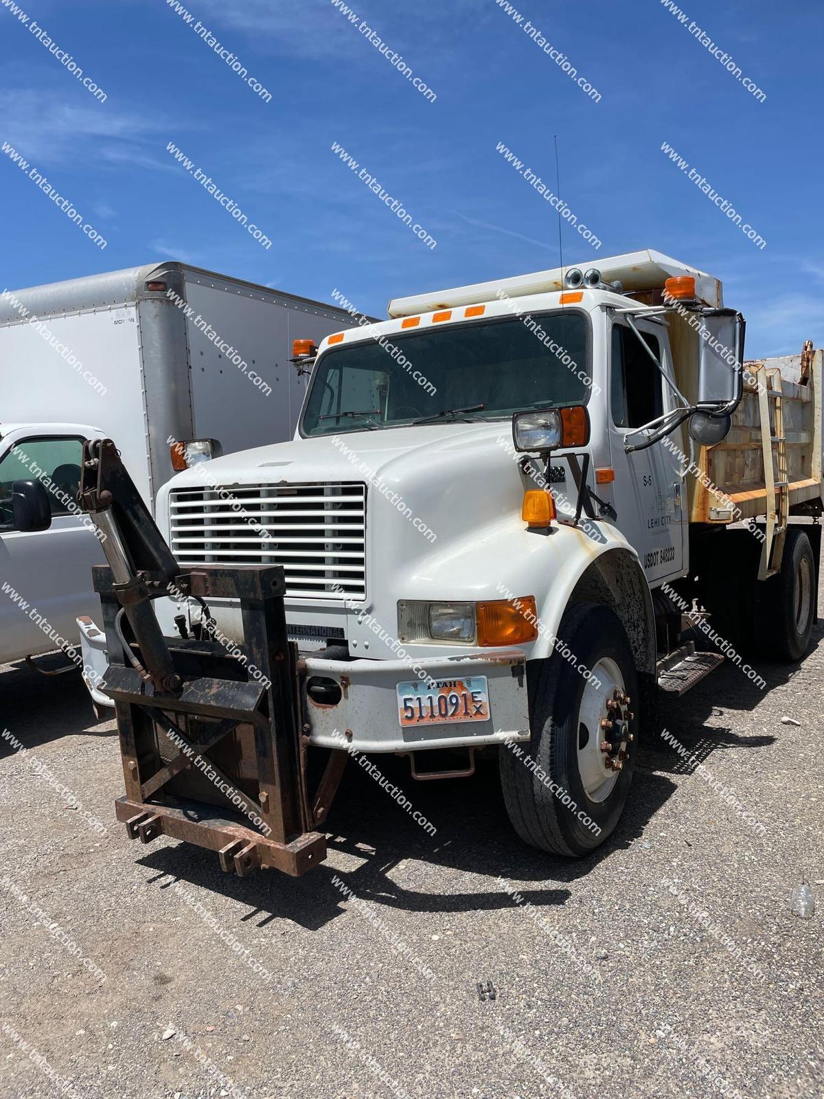 1995 INTL 4900 DUMP