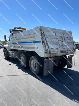 2002 INTL 2674 DUMP