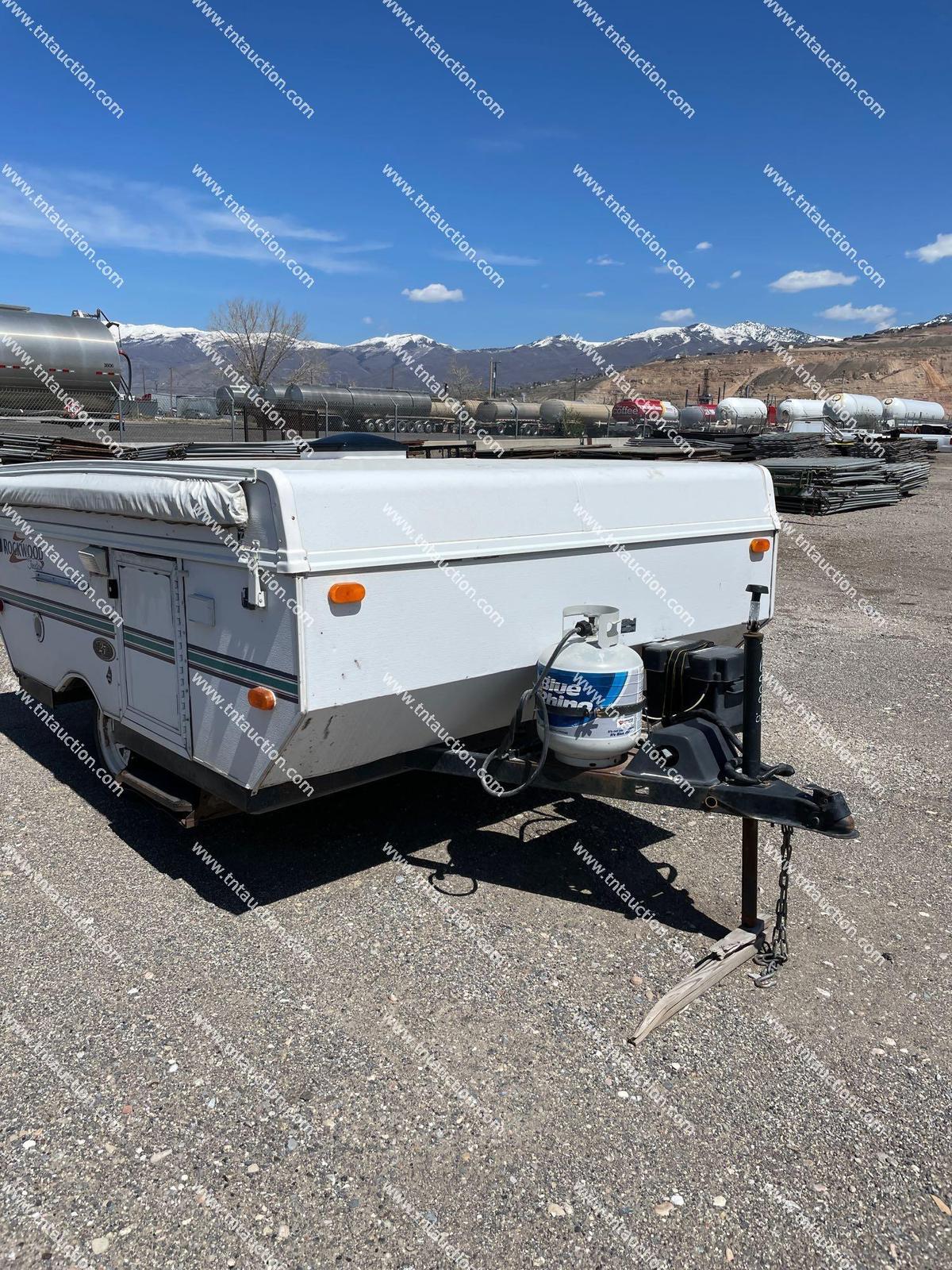 2000 ROCKWOOD TENT TRAILER