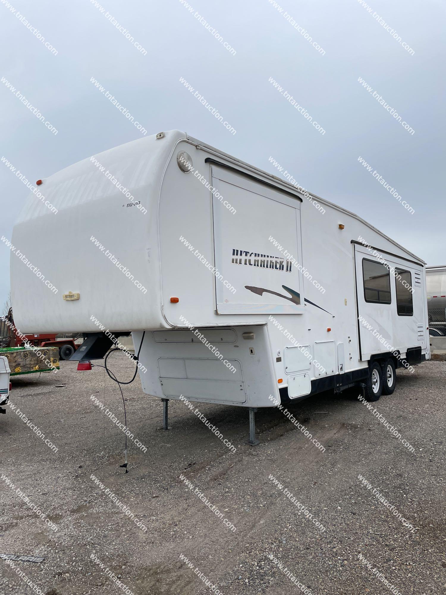 2001 HITCHHIKER II 5TH WHEEL