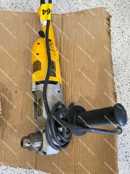 DEWALT DRILL