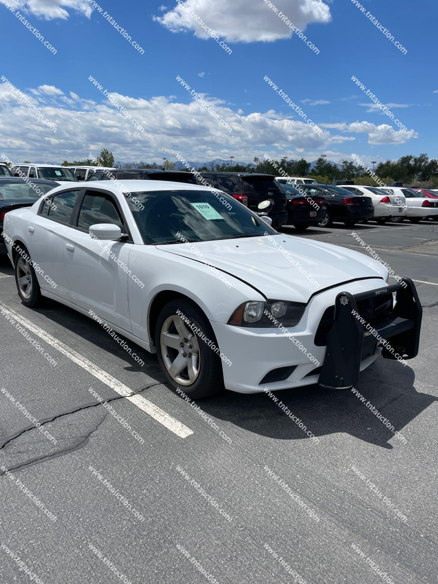 2013 DODGE CHARGER