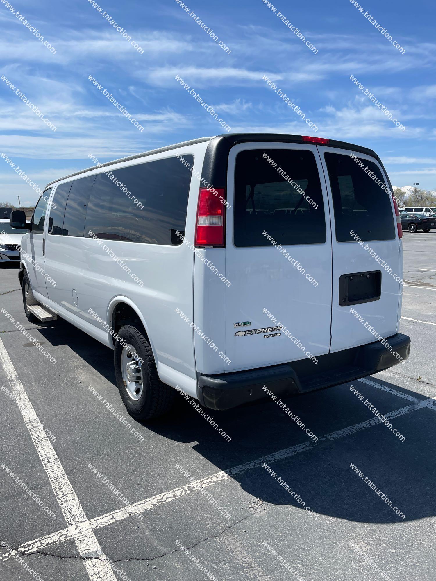 2010 CHEV EXPRESS VAN