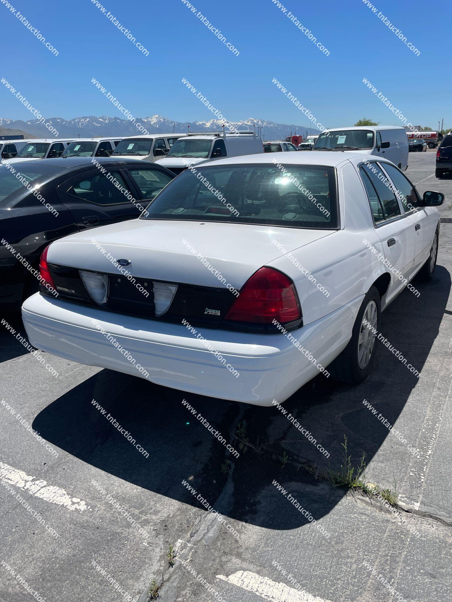 2011 FORD CROWN VIC