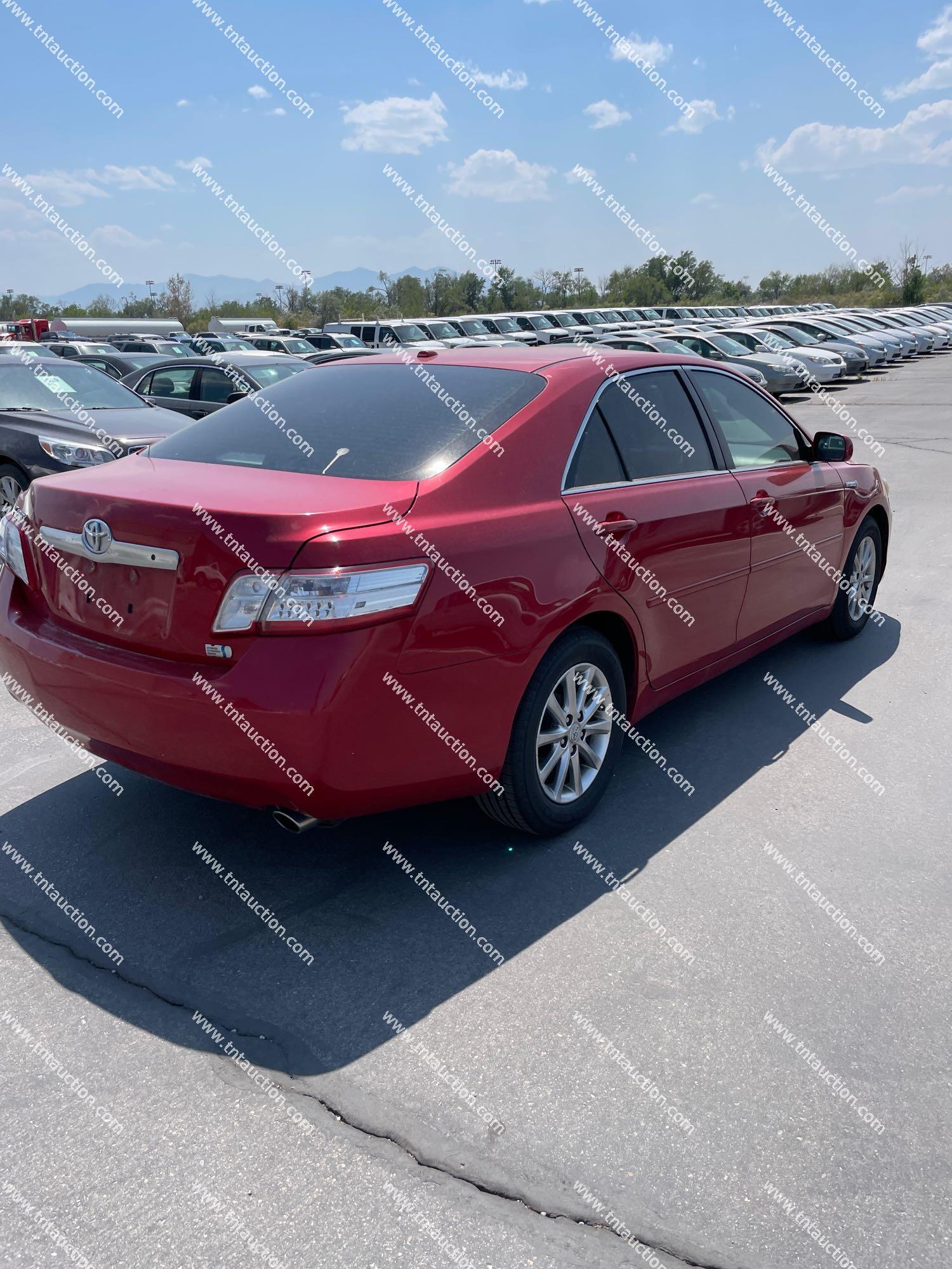 2011 TOYOTA CAMRY HYBRID