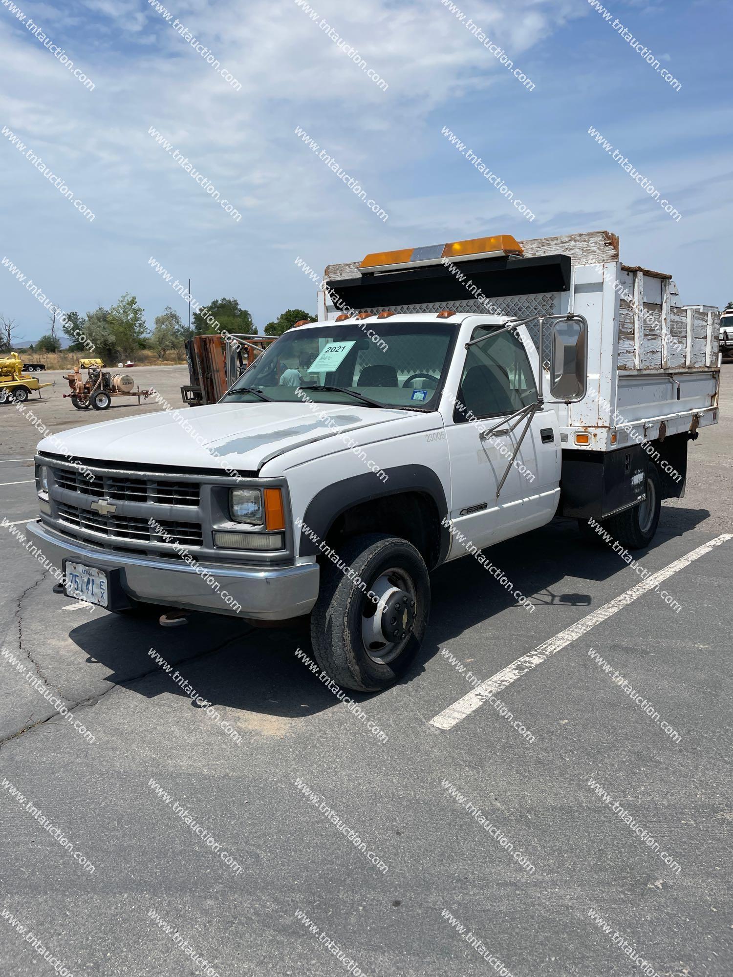 2000 CHEV 3500 DUMP 4X4