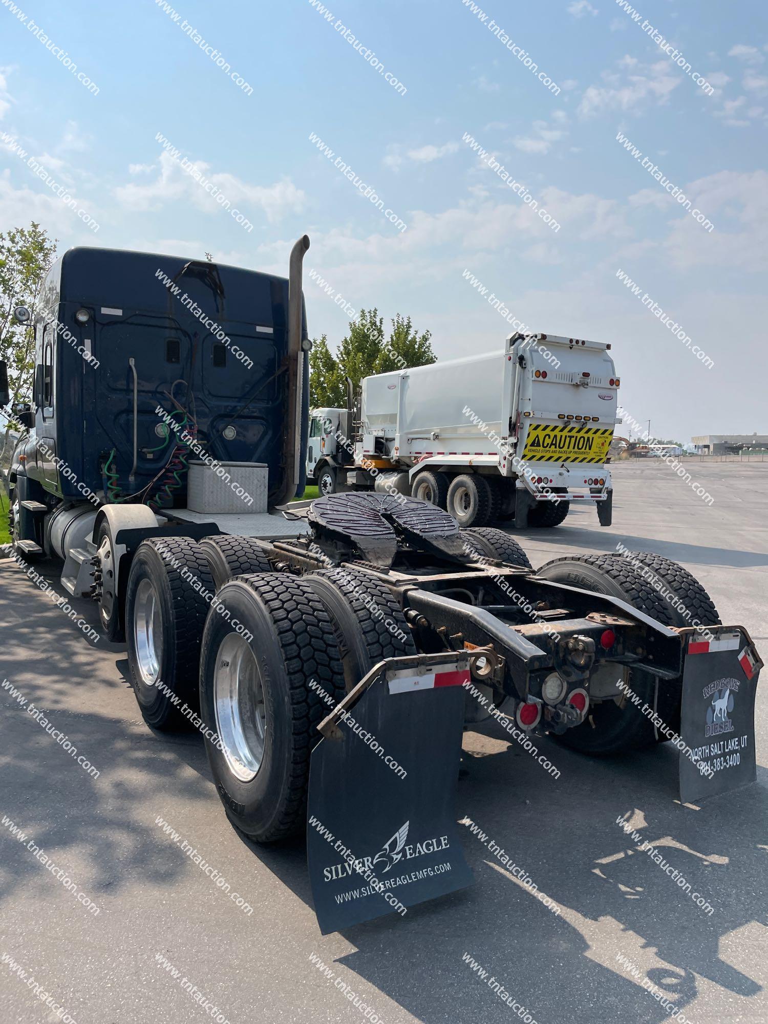 2016 FREIGHTLINER CASCADIA