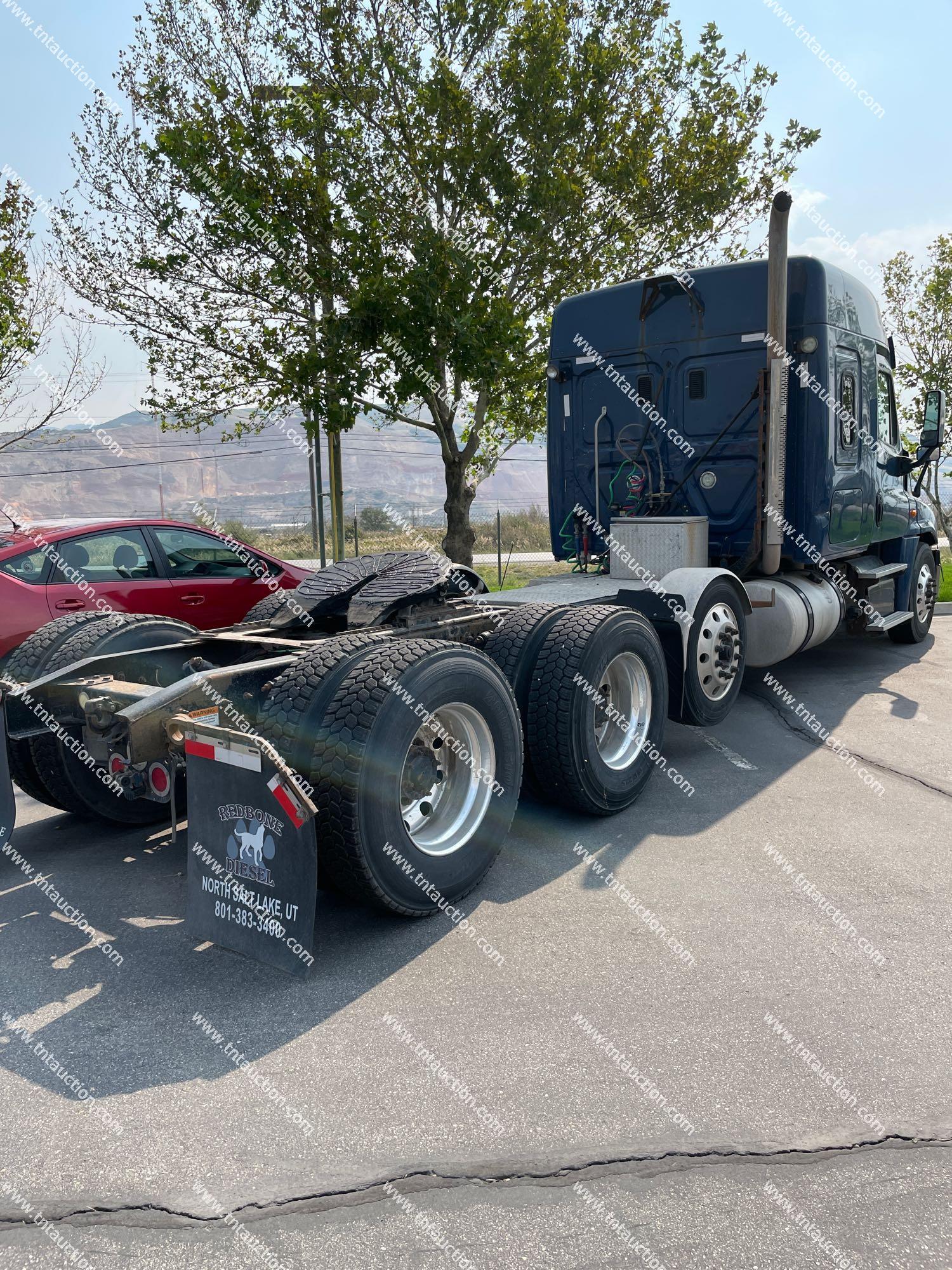 2016 FREIGHTLINER CASCADIA