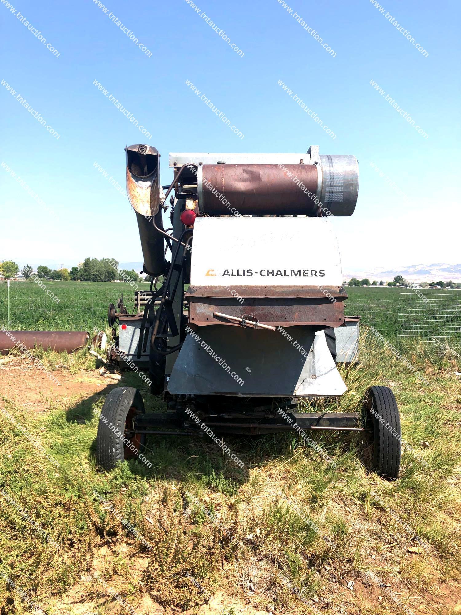 ALLIS-CHALMERS GLEANER COMBINE