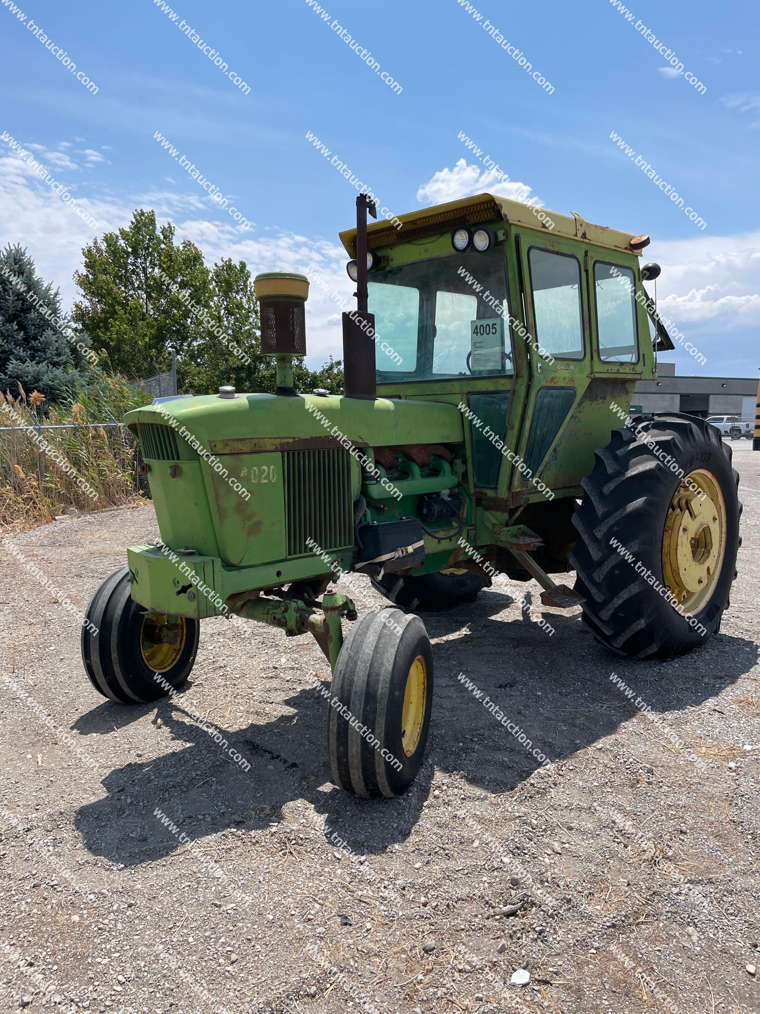 JOHN DEERE 4020