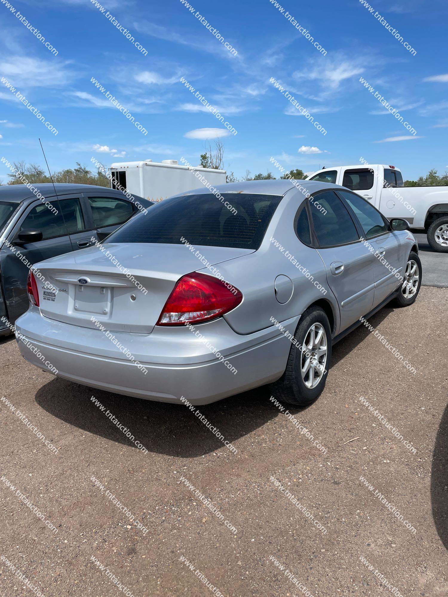 2006 FORD TAURUS