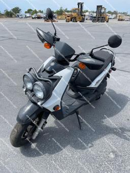 2012 YAMAHA SCOOTER