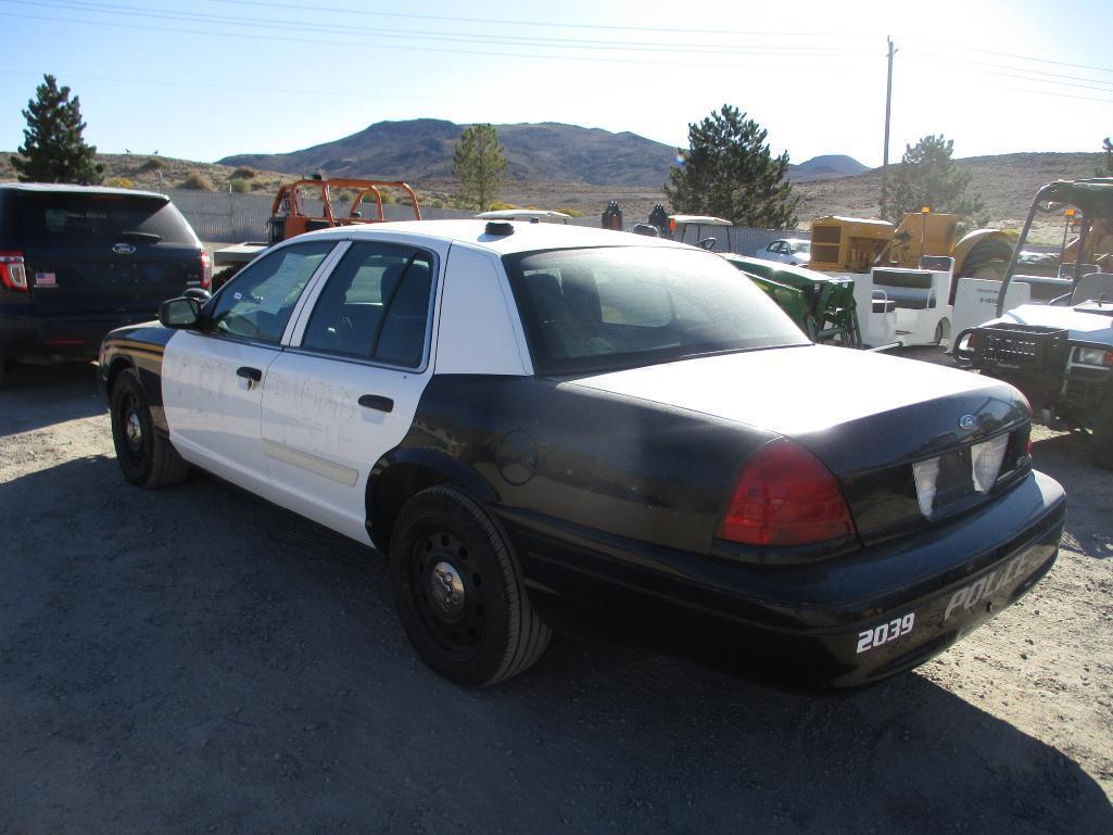 2009 FORD CROWN VIC