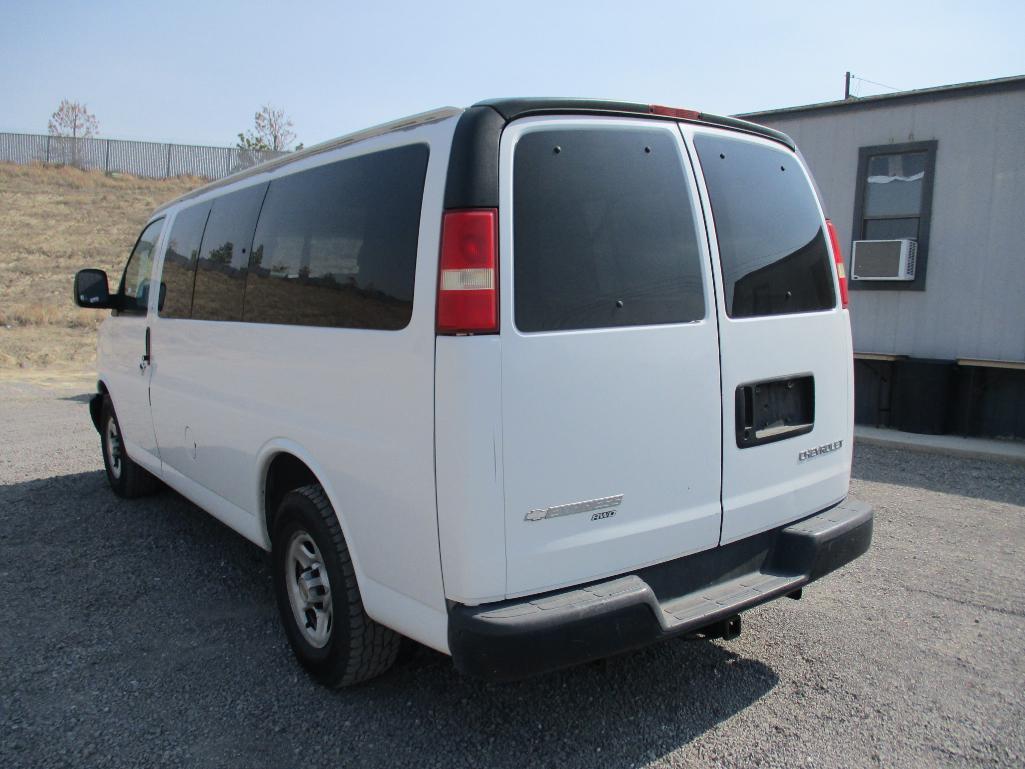 2005 CHEV EXPRESS VAN 1500