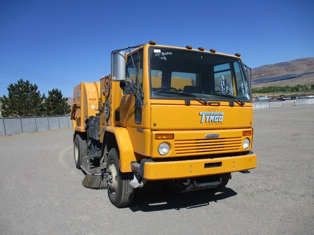 2003 TYMCO/FREIGHTLINER DST-6 SWEEPER