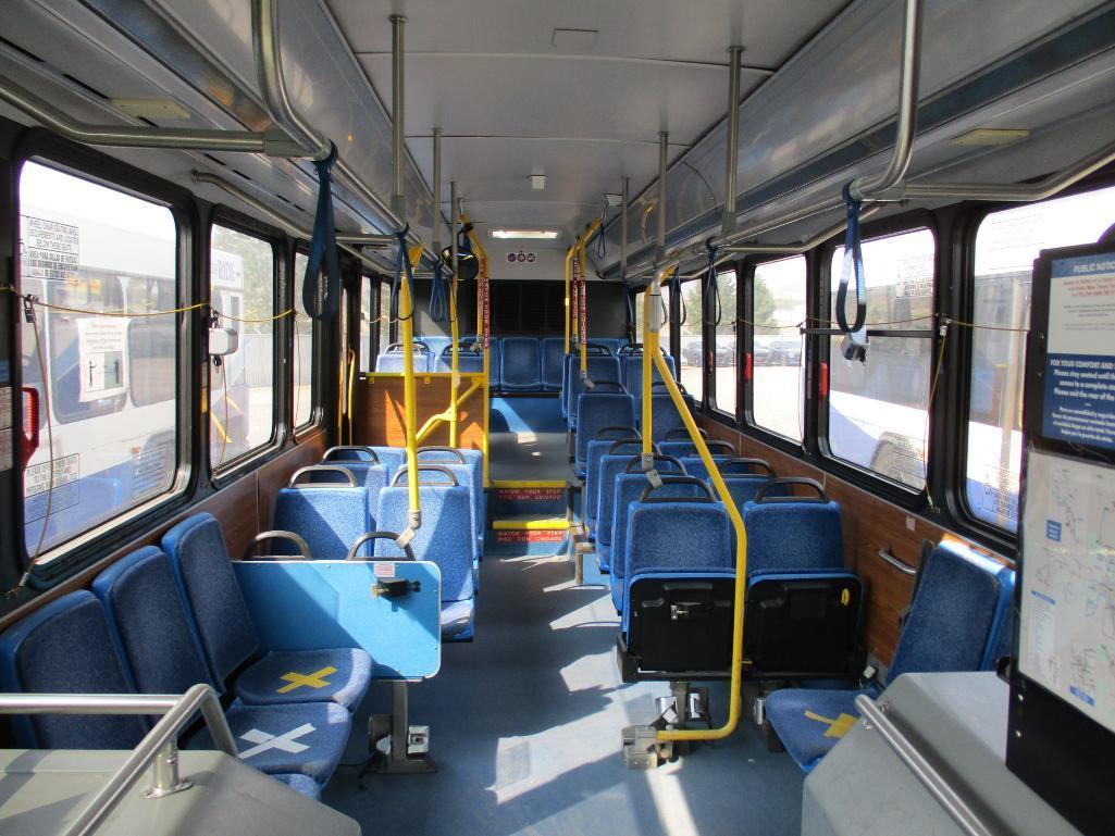 2006 GILLIG G29D102N4 BUS