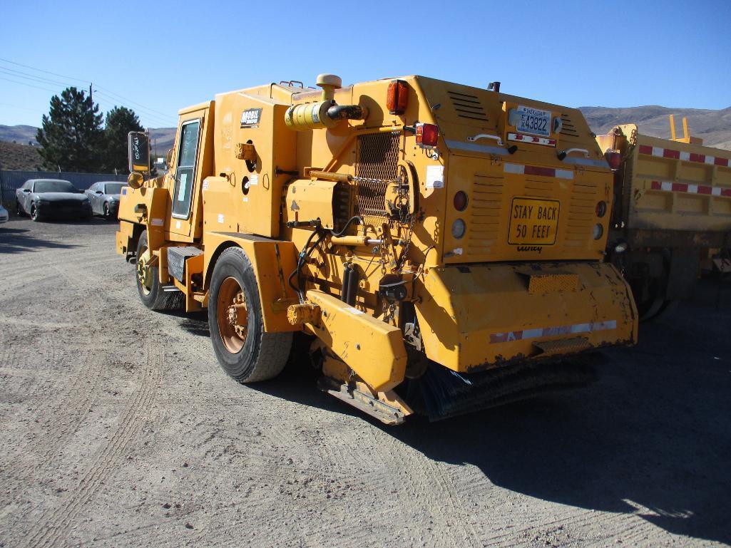 1990 ATHEY MOBILE SWEEPER