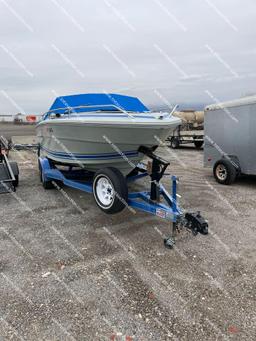 1982 SEARAY BOAT