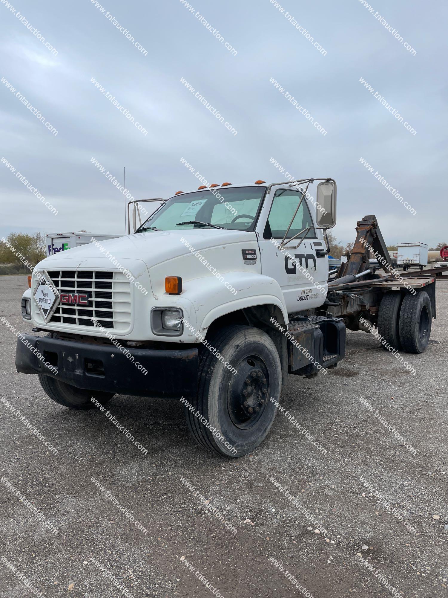 1997 GMC HOOK LIFT TRUCK